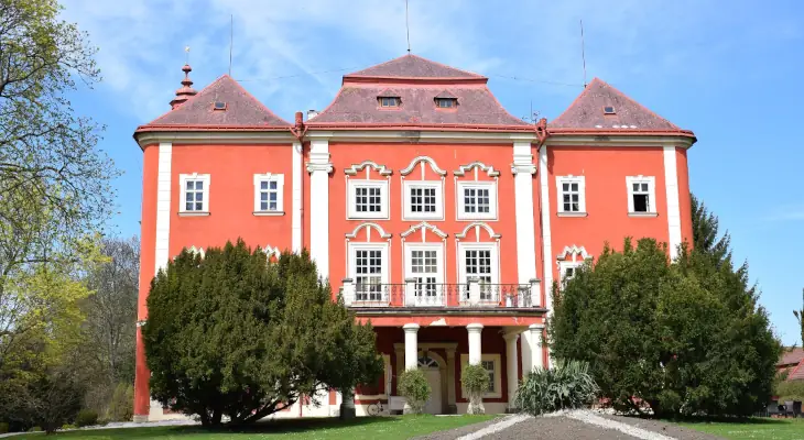 Zámek Dětenice